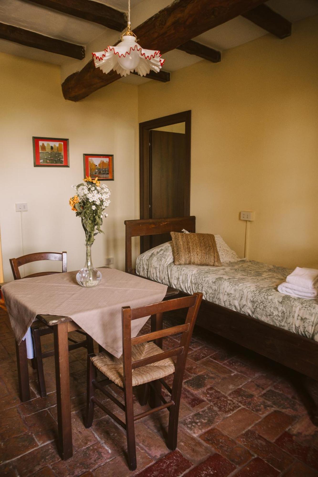 Agriturismo Montevecchio Isolani Monte San Pietro Екстер'єр фото